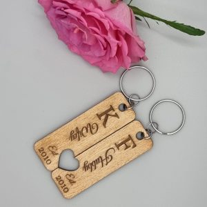 Hubby & Wifey Keyring Set